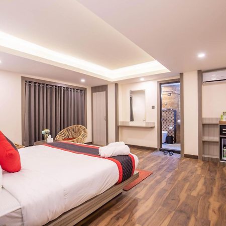 Hotel Wawa Катманду Екстер'єр фото