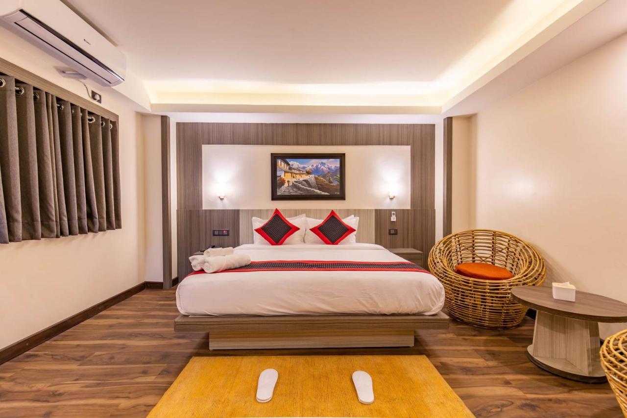 Hotel Wawa Катманду Екстер'єр фото