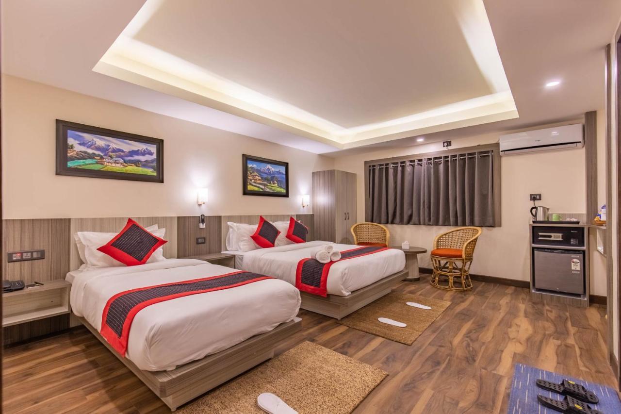 Hotel Wawa Катманду Екстер'єр фото