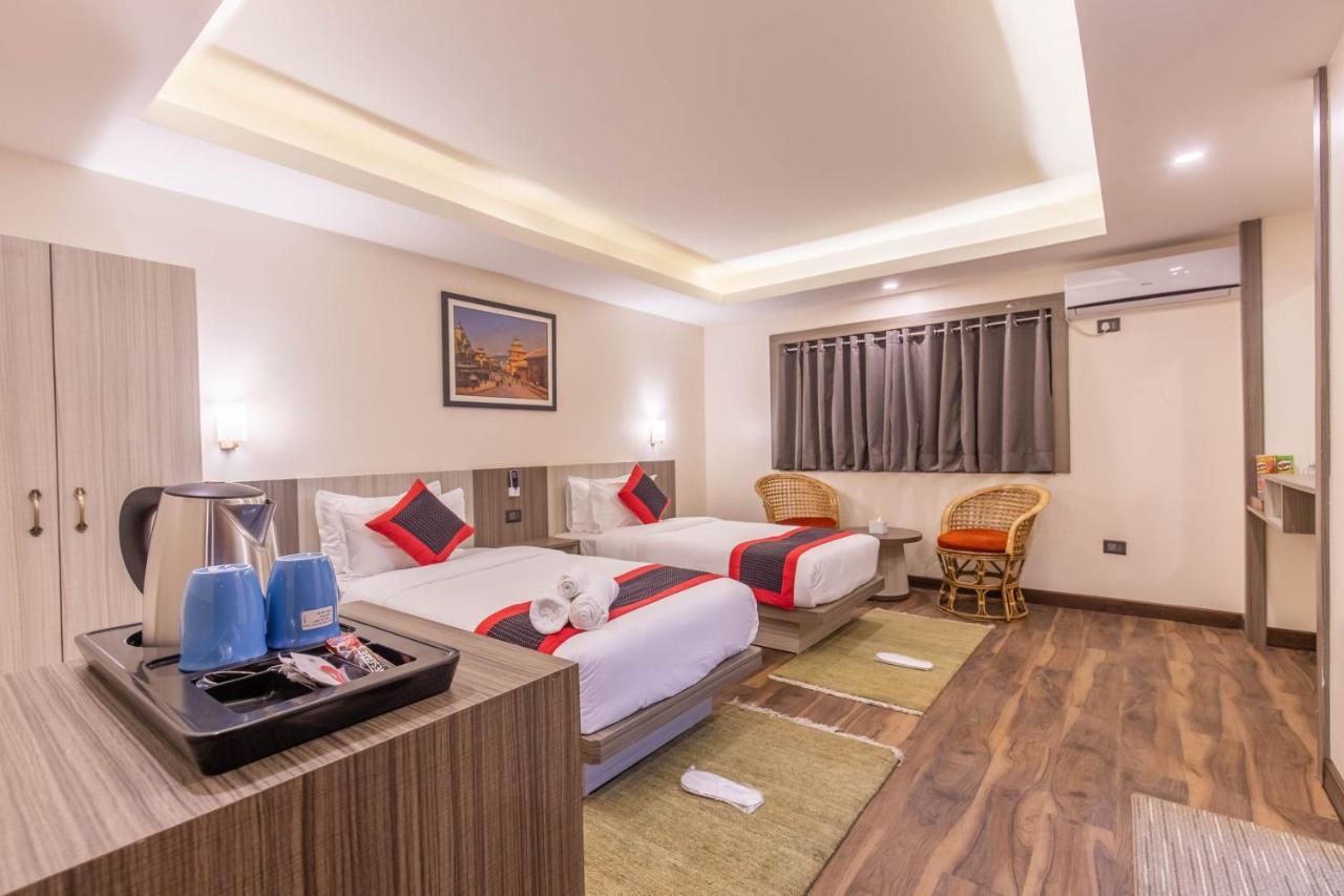 Hotel Wawa Катманду Екстер'єр фото