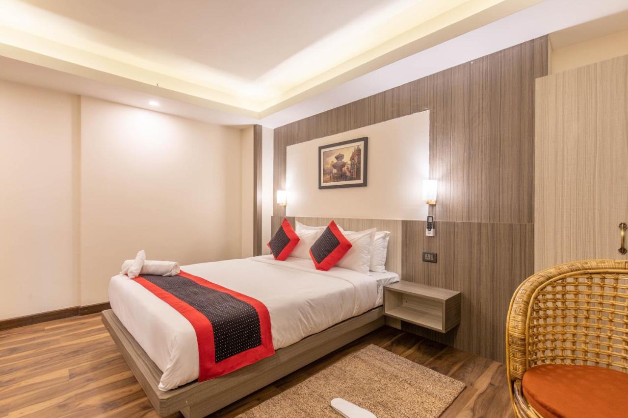 Hotel Wawa Катманду Екстер'єр фото